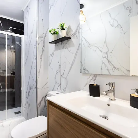 Appartement Stylish 4-bedroom In Americas